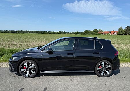 VW Golf Volkswagen 2.0 TDI SCR DSG GTD GTD
