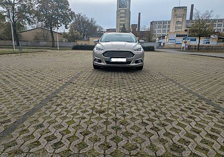 Ford Mondeo 2,0 TDCi 132kW Titanium Turnier Titanium
