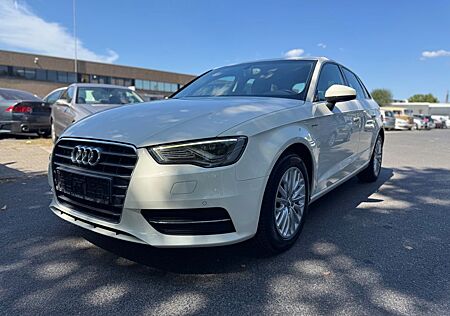 Audi A3 Sportback G-Tron Ambiente Aut. 1 Hand
