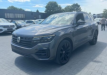 VW Touareg Volkswagen R LINE BLACK 3.0TDI 4Motion/MATRIX/AHK