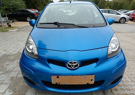 Toyota Aygo (X) Aygo (X) 1,0 Blue
