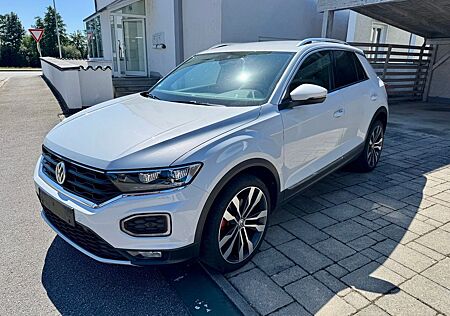 VW T-Roc Volkswagen 1.5 TSI DSG Sport/Navi/LED/PDC/19''/1Hand