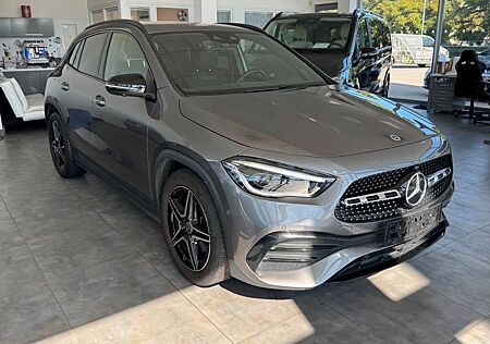 Mercedes-Benz GLA 200 Aut.*AMG*LANE*WIDESCREEN*360°