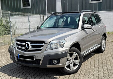 Mercedes-Benz GLK 320 CDI 4MATIC - Xenon/Panorama/Navi/Temp