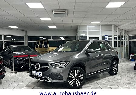 Mercedes-Benz GLA 200 GLA -Klasse d*PANO*LED*SHZ*AHK*