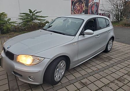 BMW 118i ,AHK, KLIMA, 6G. PDC,TÜV Feb.27