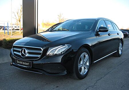 Mercedes-Benz E 220 d T Avantgarde 9G LED COMAND Kamera Ambi