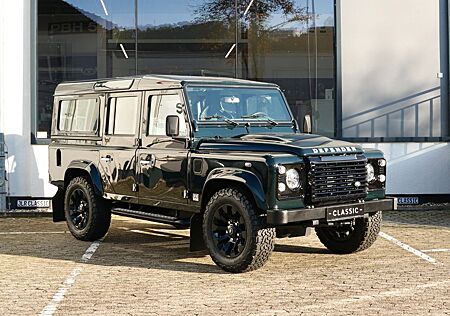 Land Rover Defender 110 WORKS V8 70th Edition