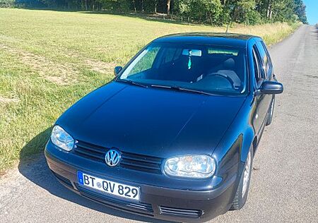 VW Golf Volkswagen 1.9TDI 74Kw Special Special