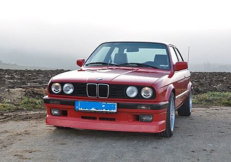 BMW 320i - Oldtimer - E30 - TopZustand