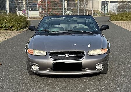 Chrysler Stratus 2.5 LX Cabrio Tüv 4/27 Klima