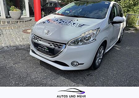 Peugeot 208 Active Klima Panoramadach Sitzheizung