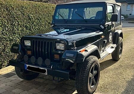 Jeep Wrangler 2.5 - Eagle Black