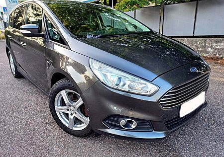 Ford S-Max 2,0 TDCI Titanium, Motor wurde überholt