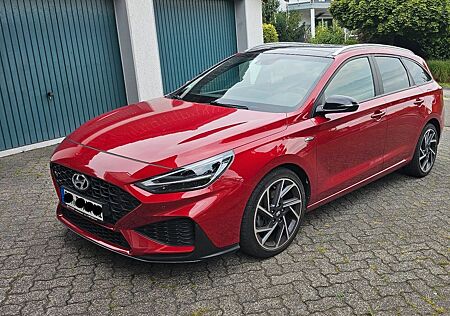Hyundai i30 1.5 T-GDI Hybrid N Line 159PS LED Pano RLS