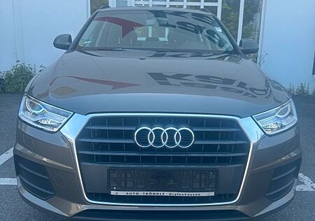 Audi Q3 1.4 TFSI S tronic - Scheckheftgepflegt