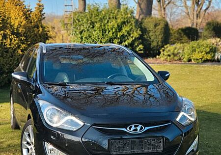 Hyundai i40 cw 1.7 CRDi Premium 100kW Automatik Premium