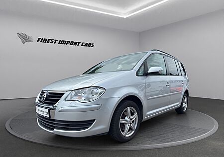 VW Touran Volkswagen Autom. Klima Navi PDC Sitzheiz. 7 Sitzer