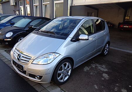 Mercedes-Benz A 180 Automatic Klima Navi Sitzheizung
