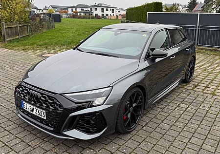 Audi RS3 2.5 TFSI S tronic quattro Sportback