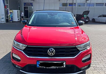 VW T-Roc Volkswagen 1.5 TSI DSG ACTIVE ACTIVE