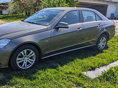 Mercedes-Benz E 300 CDI BlueEFFICIENCY AVANTGARDE AVANTGARDE