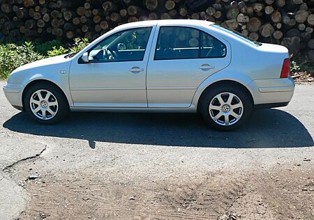 Volkswagen VW Bora 2.3 V5 / VR5 Top Zustand