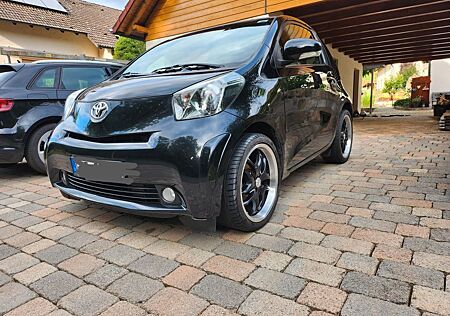 Toyota iQ + 1,0-l-VVT-i +