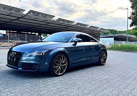 Audi TT Coupe 3.2 S tronic quattro -
