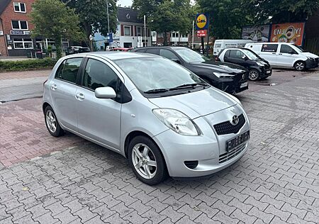 Toyota Yaris Sol