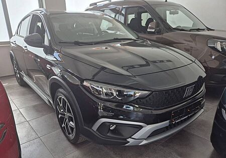 Fiat Tipo Cross hybrid schwarz Automatik