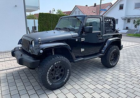 Jeep Wrangler JK/ 35x12,5/ 160mm höher/ 69TKm/ Benzi