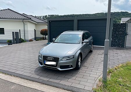 Audi A4 2.0 TDI Xenon, StdHzg., MMI,Navi, Bluetooth
