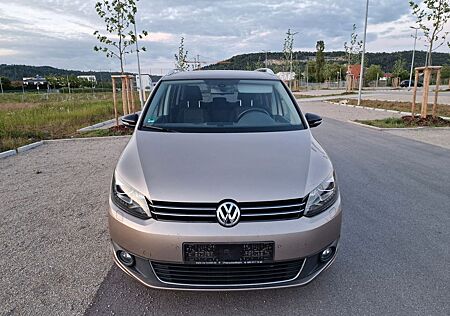 VW Touran Volkswagen Style