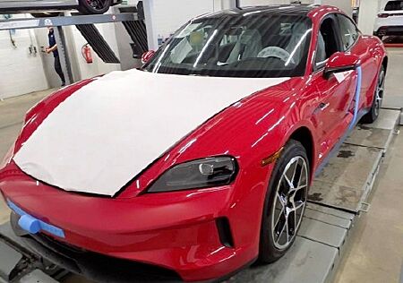 Porsche Taycan 4, USA Mod