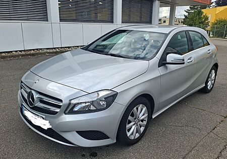 Mercedes-Benz A 180 -