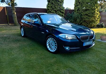 BMW 530 d Standheizung, Lenkradheizung, Panorama