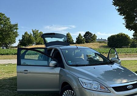 Ford Focus 1,6 Style Style