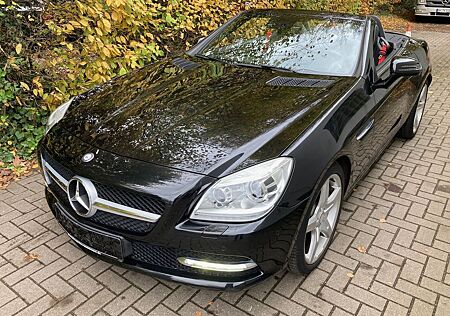 Mercedes-Benz SLK 250 7 G-Tronic,Klima,Leder,Airscarf,Navi,AMG