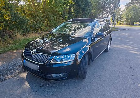 Skoda Octavia | Panoramadach | Scheckheft