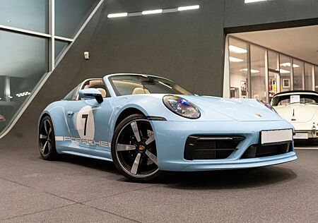 Porsche 992 Targa 4S Heritage Design * GULF BLUE * 1 of 3 *
