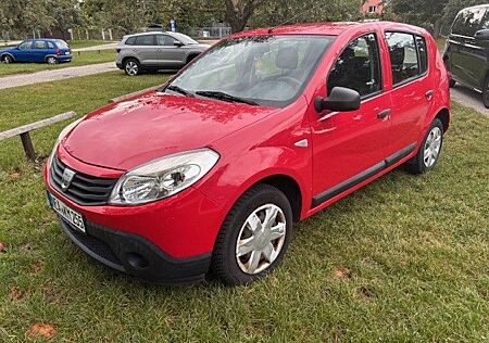 Dacia Sandero 1.2 16V 75 Lauréate Lauréate