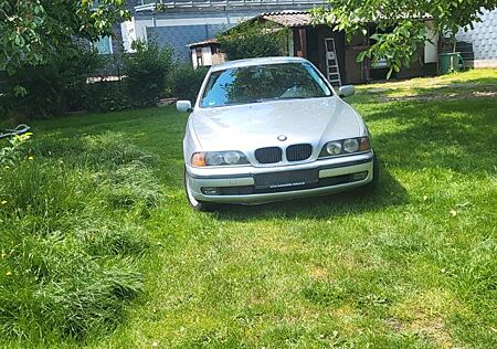 BMW 520i Auto touring