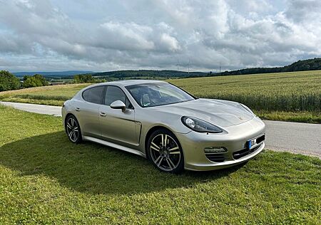 Porsche Panamera -AHK-Sitzbel-Luft-BOSE***top gepflegt***