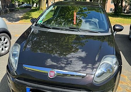 Fiat Punto EVO HU bis 03/2027 - neue Reifen