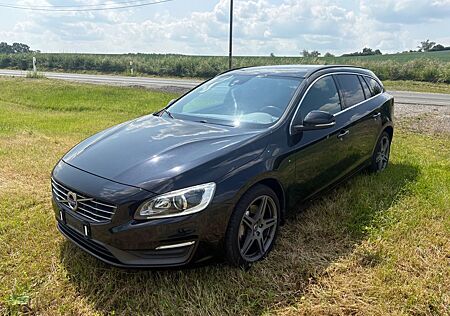 Volvo V60 D5 Geartronic Momentum Momentum
