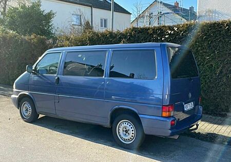 VW T4 Caravelle Volkswagen 2.8 VR6 Standard