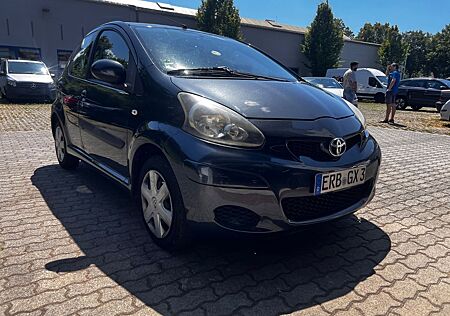 Toyota Aygo (X) AYGO 1.0 *TÜV*KLIMA*SERVO