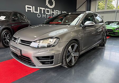 VW Golf Volkswagen VII Lim. R BMT 4Motion ACC/Panorama/Leder/