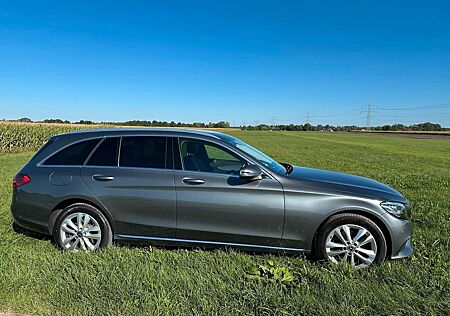 Mercedes-Benz C 220 d 4MATIC T Automatik